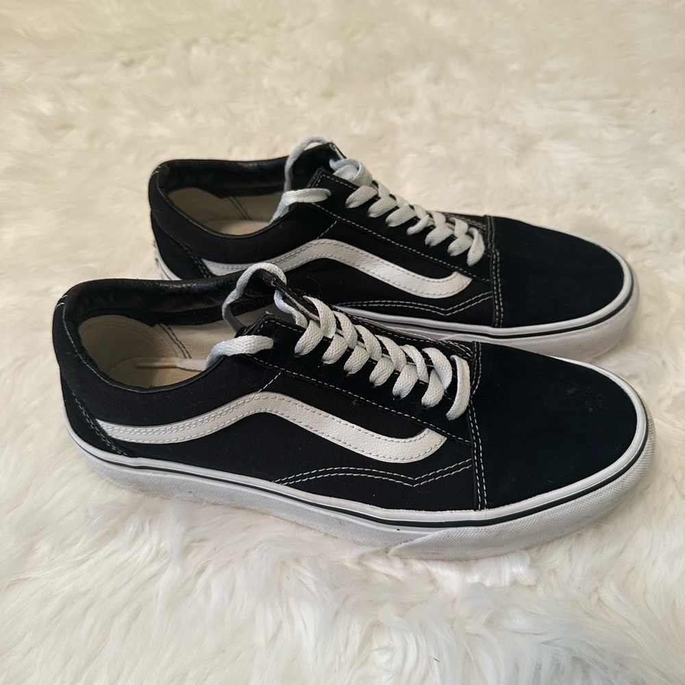 Vans Old Skool Classic Skate Shoes Black/White Mens Size 9 Suede. - Picture 1 of 9
